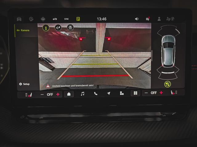 Skoda Octavia RS Combi 2.0 TSI DSG AHK PANO SHZ MATRIX NAVI RFK 