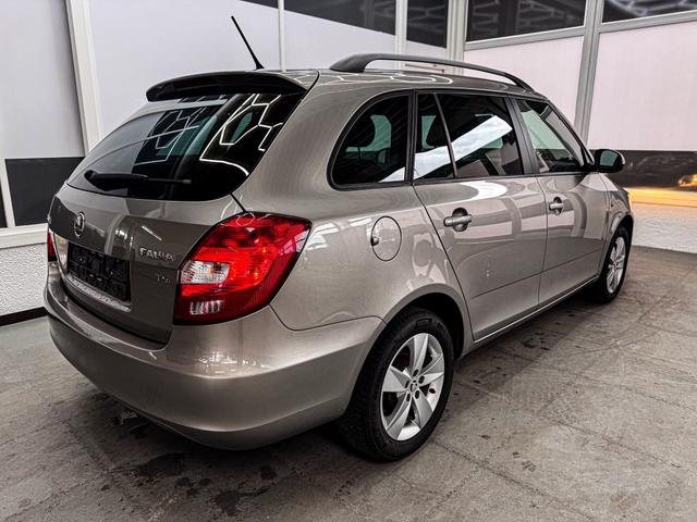 Skoda Fabia Combi AMBIENTE RADIO KLIMA ALU EL.PAKET ESP 