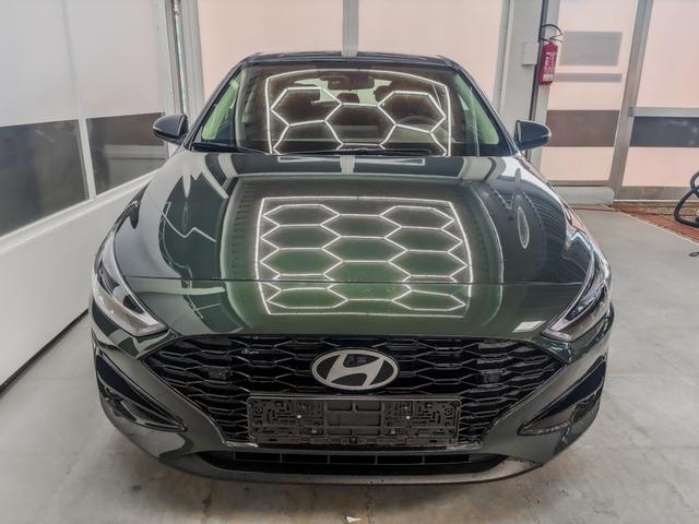 Hyundai i30 STYLE DCT NAVI WP ALU LED RFK PDC 