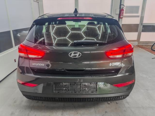 Hyundai i30 STYLE DCT NAVI WP ALU LED RFK PDC 