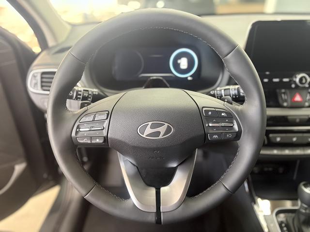 Hyundai i30 STYLE DCT NAVI WP ALU LED RFK PDC 