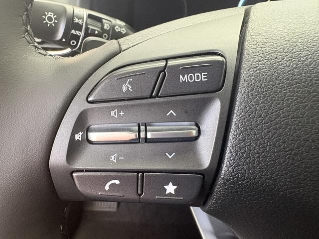 Hyundai i30 STYLE DCT NAVI WP ALU LED RFK PDC 