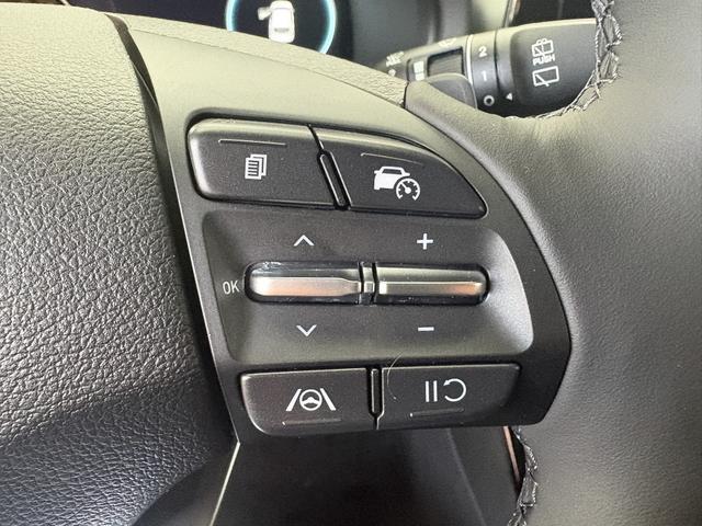 Hyundai i30 STYLE DCT NAVI WP ALU LED RFK PDC 