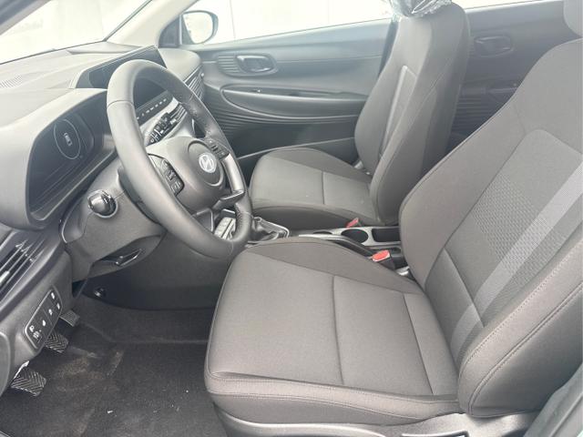 Hyundai / i20 / Grau /  /  / 
