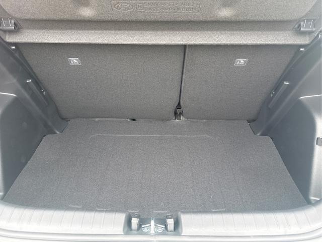 Hyundai / i20 / Grau /  /  / 