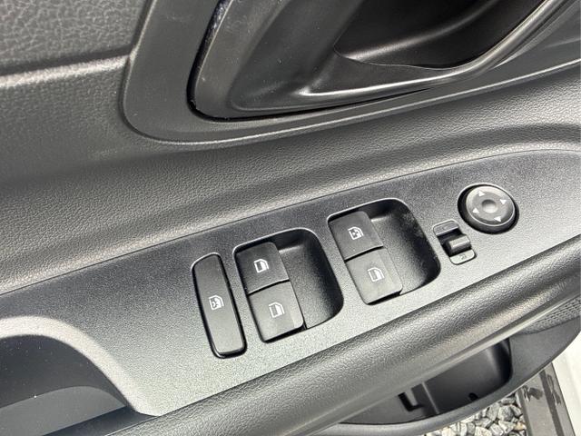 Hyundai / BAYON / Grau /  /  / 