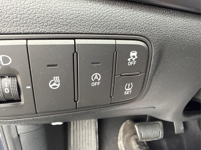 Hyundai / i20 / Grau /  /  / 
