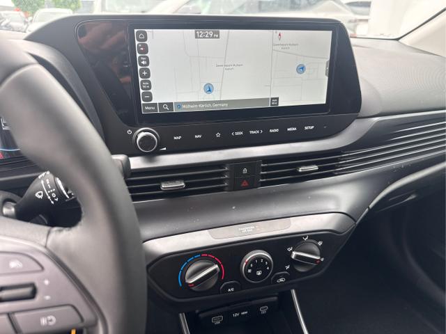 Hyundai / i20 / Grau /  /  / 