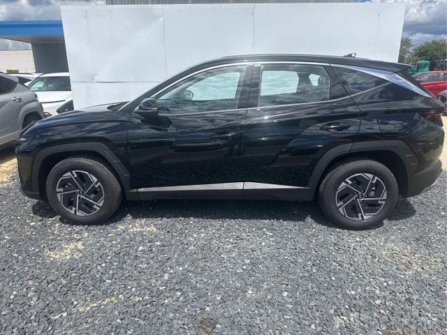 Hyundai / TUCSON / Grau / / / 