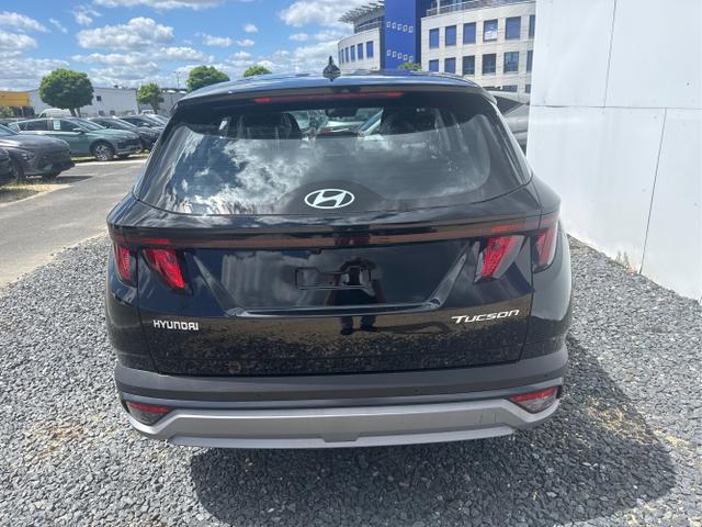 Hyundai / TUCSON / Grau /  /  / 