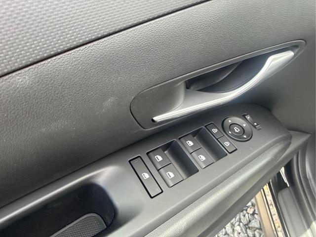 Hyundai / TUCSON / Grau /  /  / 