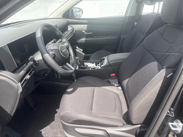 Hyundai / TUCSON / Grau /  /  / 
