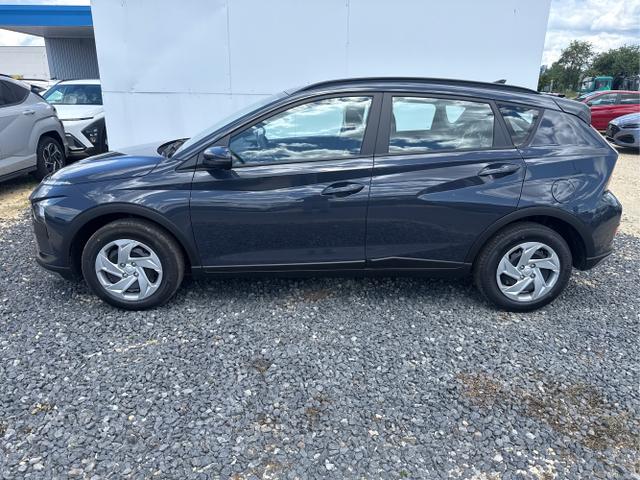 Hyundai / BAYON / Grau / / / 