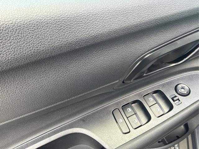 Hyundai / BAYON / Grau /  /  / 