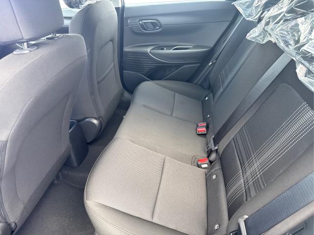 Hyundai / BAYON / Grau /  /  / 