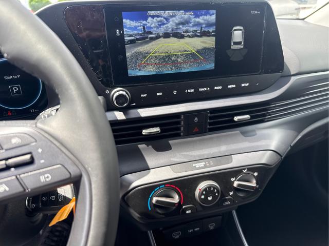 Hyundai / i20 / Grau /  /  / 