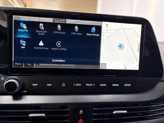 Hyundai i20 COMFORT DCT NAVI SHZ RFK ALU PDC 