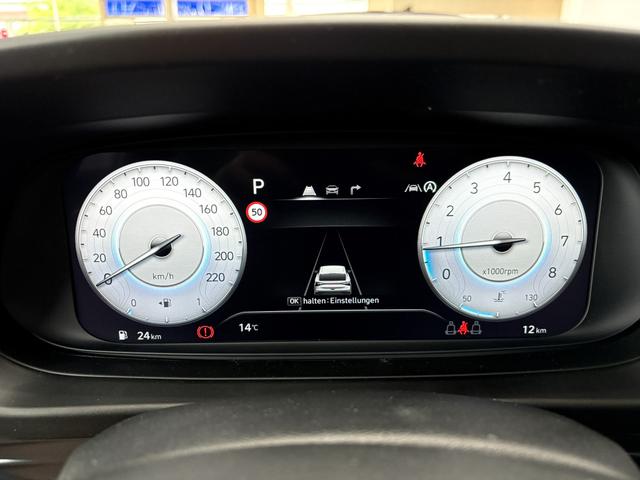 Hyundai i20 COMFORT DCT NAVI SHZ RFK ALU PDC 