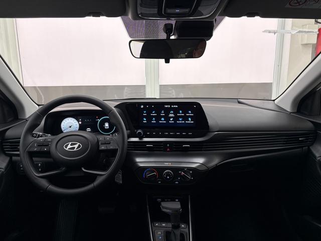 Hyundai i20 COMFORT DCT NAVI SHZ RFK ALU PDC 