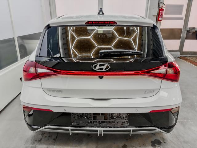 Hyundai i20 COMFORT DCT NAVI SHZ RFK ALU PDC 