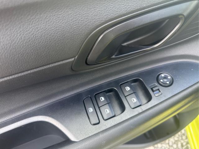 Hyundai / i20 / Grau /  /  / 