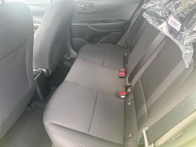 Hyundai / i20 / Grau /  /  / 