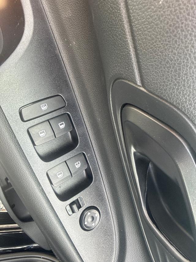 Hyundai / i20 / Grau /  /  / 