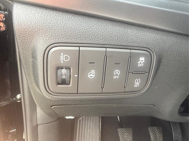Hyundai / i20 / Grau /  /  / 