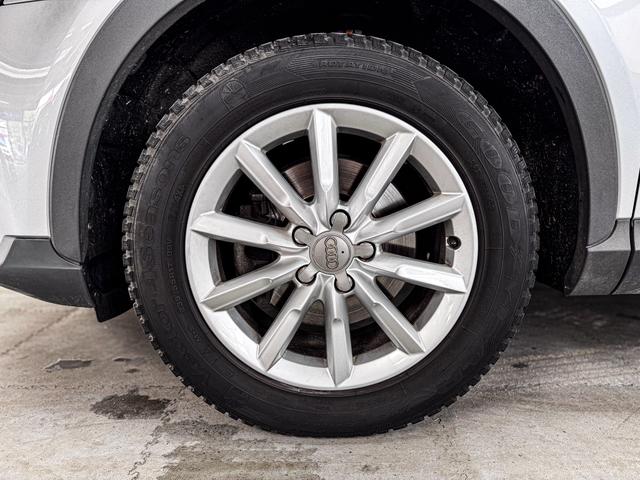 Audi Q3 BASIS 1.4TFSI AHK XENON TEMPOMAT SHZ PDC 