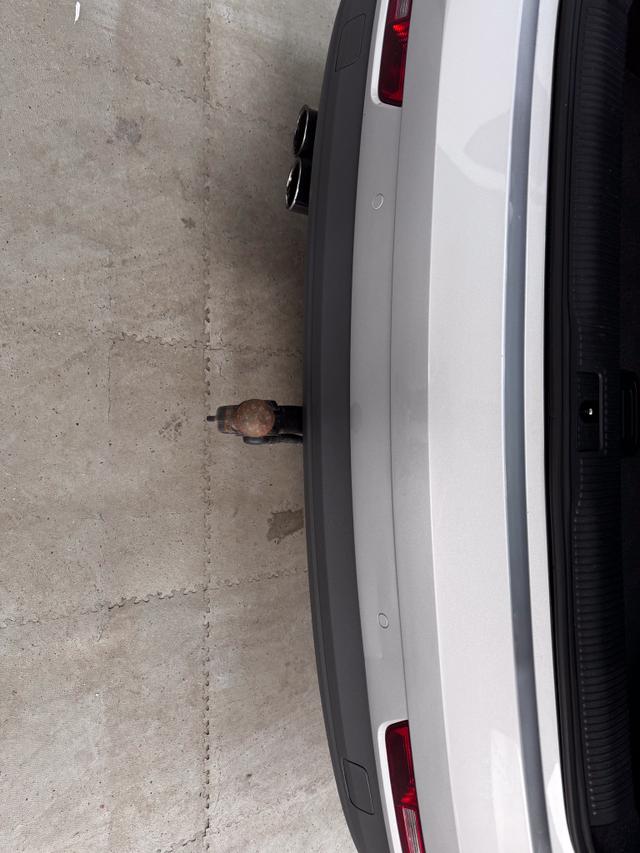 Audi Q3 BASIS 1.4TFSI AHK XENON TEMPOMAT SHZ PDC 