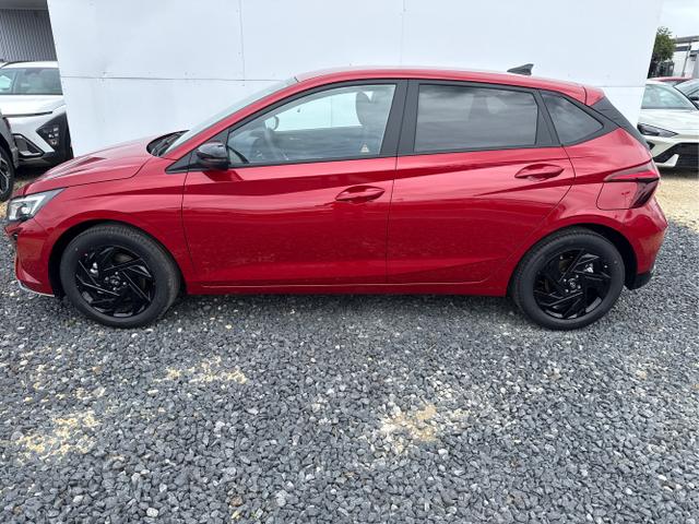 Hyundai / i20 / Grau / / / 