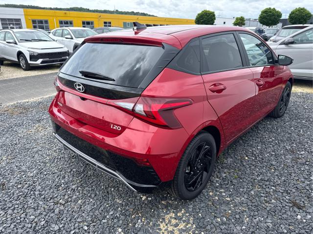 Hyundai / i20 / Grau / / / 