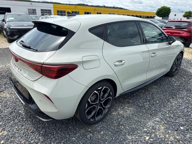 Cupra / Leon / Grau / / / 