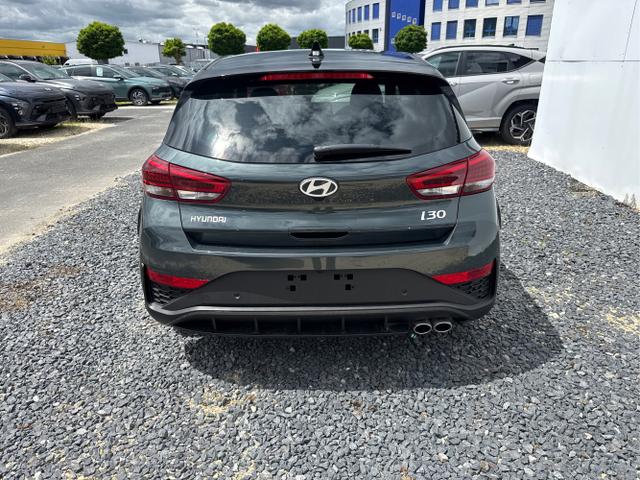 Hyundai / i30 / Grau /  /  / 