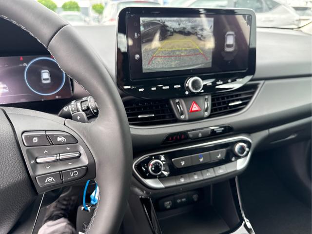 Hyundai / i30 / Grau /  /  / 