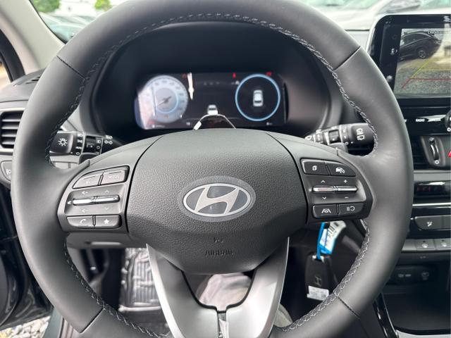 Hyundai / i30 / Grau /  /  / 