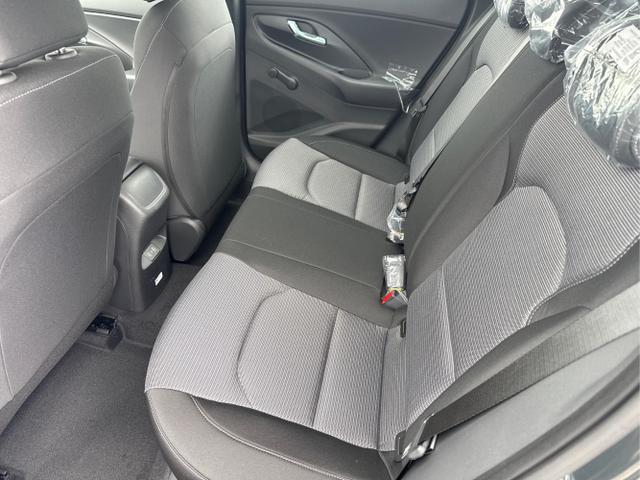 Hyundai / i30 / Grau /  /  / 