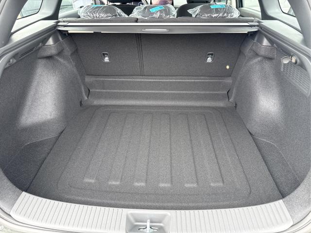 Hyundai / i30 / Grau /  /  / 