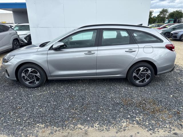 Hyundai / i30 / Grau / / / 