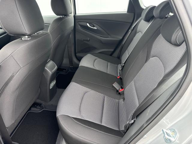 Hyundai / i30 / Grau /  /  / 
