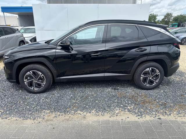Hyundai / TUCSON / Grau / / / 