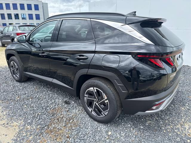 Hyundai / TUCSON / Grau / / / 