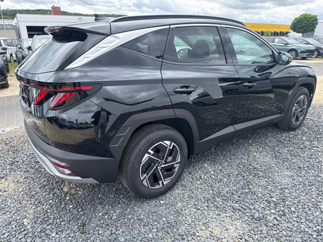 Hyundai / TUCSON / Grau / / / 