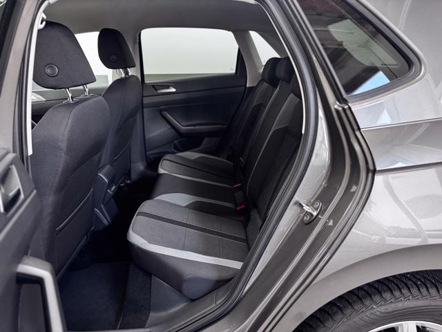Volkswagen Polo HIGHLINE SHZ PDC v+h KLIMAAUTOMATIK Licht/Regensensor 
