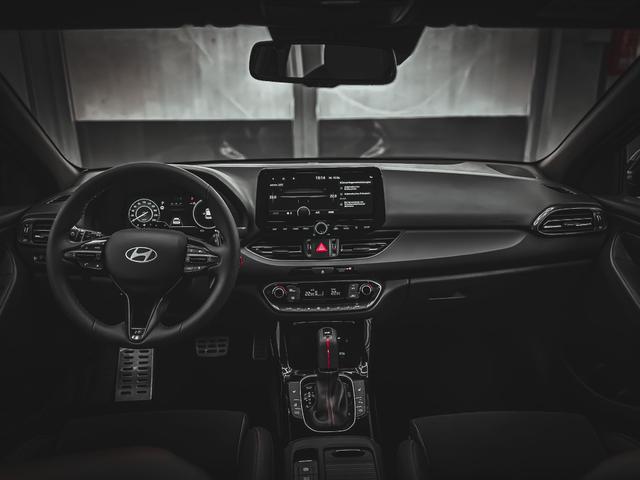 Hyundai i30 IMPRESSION N-LINE DCT ACC SHZ SMART KEY BSD MEMORY 