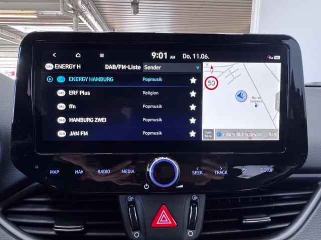 Hyundai i30 Kombi STYLE DCT NAVI WP ALU LED RFK PDC 