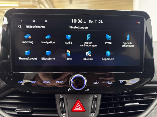 Hyundai i30 Kombi STYLE NAVI RFK SHZ PDC ALU 