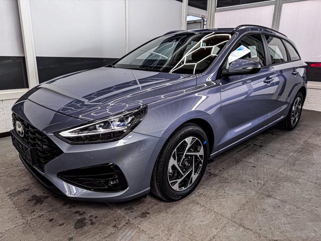Hyundai i30 Kombi - STYLE DCT NAVI RFK SHZ PDC ALU