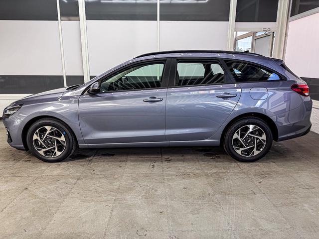 Hyundai i30 Kombi STYLE DCT NAVI RFK SHZ PDC ALU 
