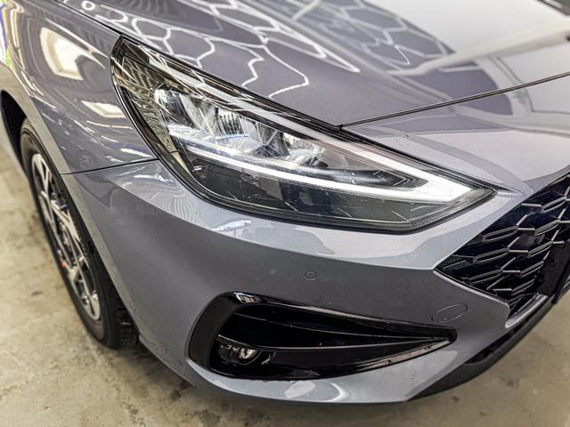 Hyundai i30 Kombi STYLE DCT NAVI RFK SHZ PDC ALU 
